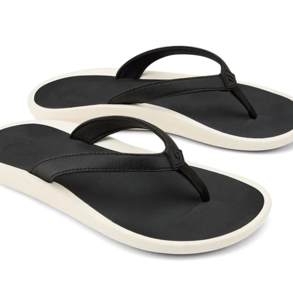 Olukai women’s sandal sz 11 NWT - Picture 1 of 8